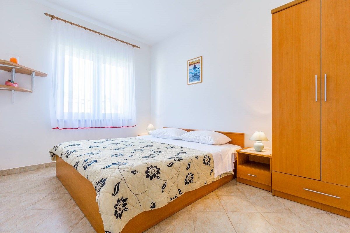 House Cukon 16136-A5
