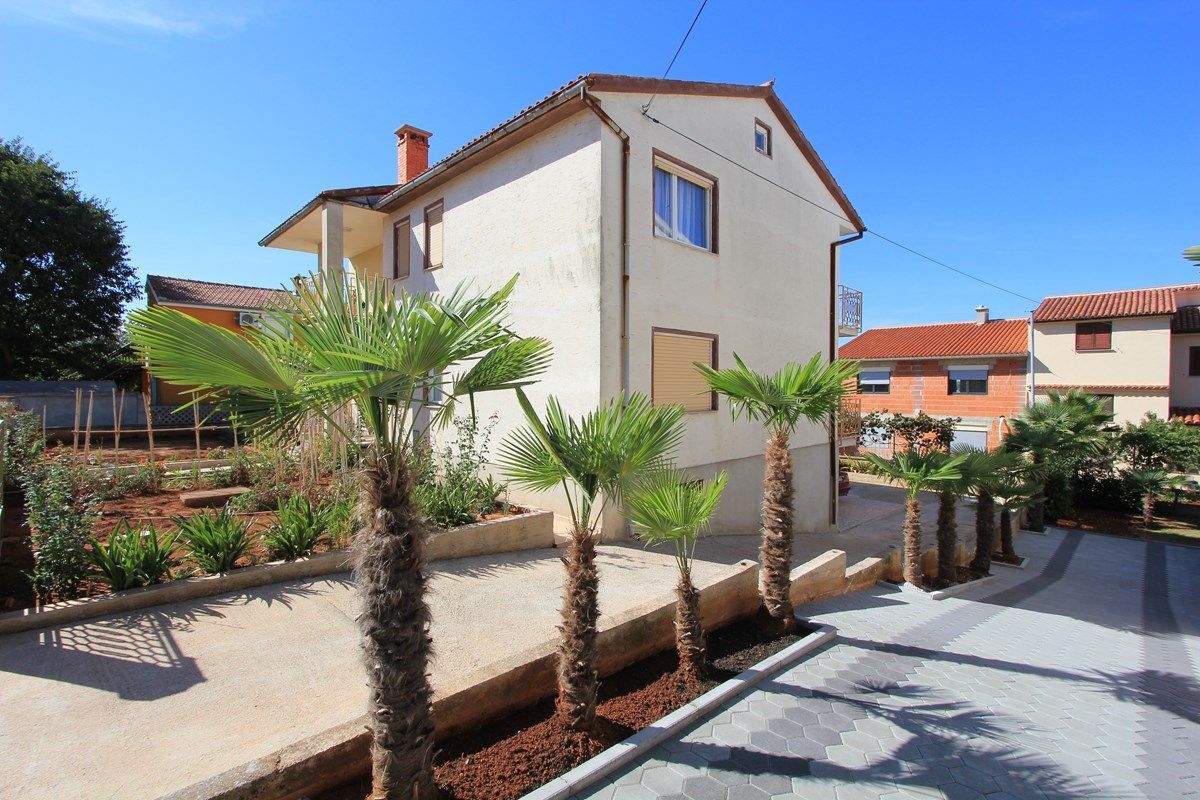 Casa Orlic 16156-A2