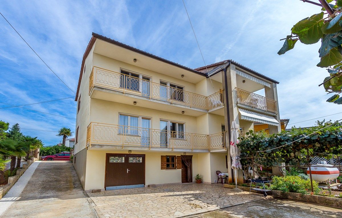 Casa Orlic 16156-A2