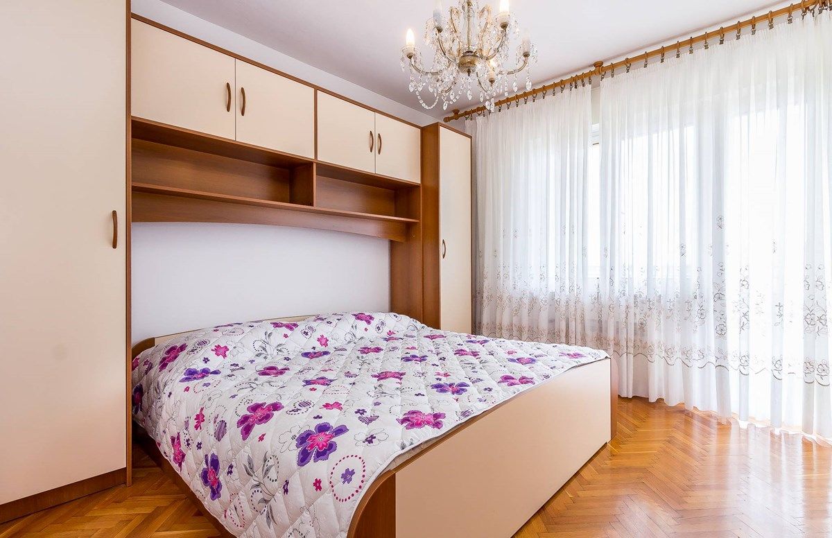 Casa Orlic 16156-A1