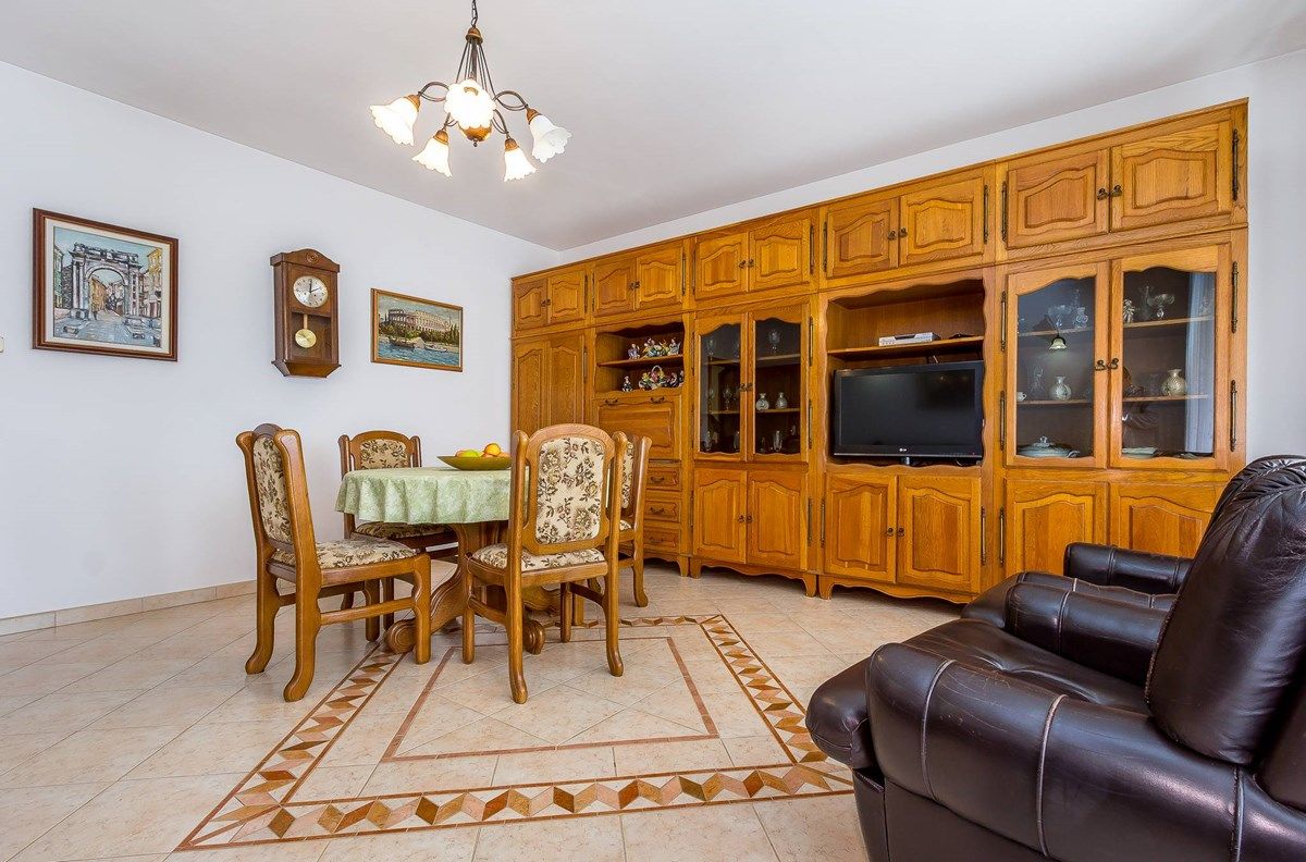 Casa Orlic 16156-A2