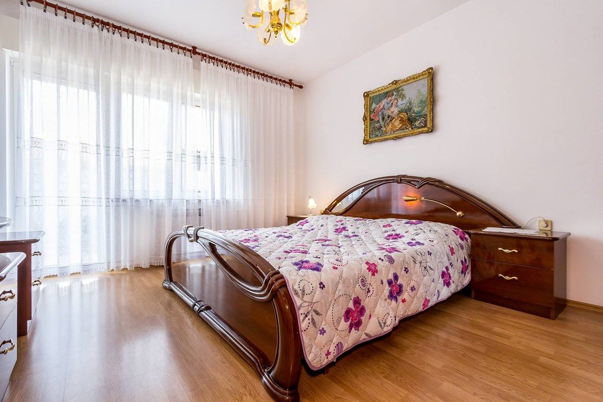 Casa Orlic 16156-A2