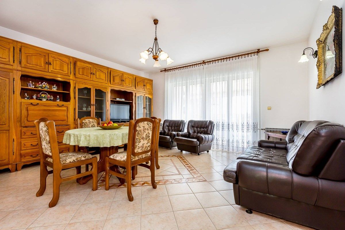 Casa Orlic 16156-A2