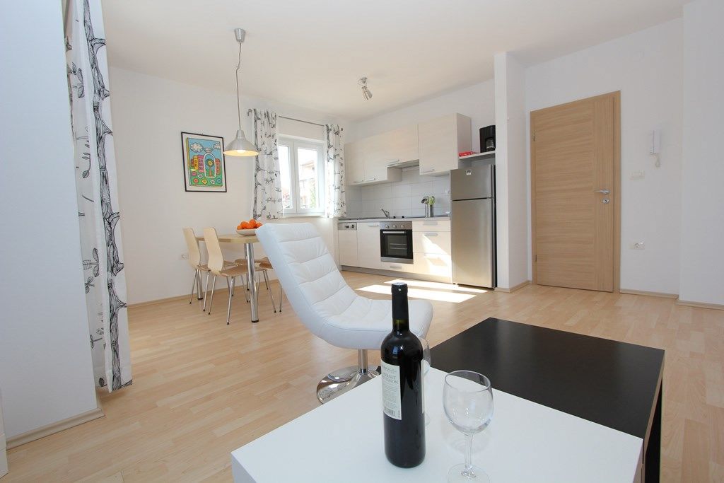 Apartment Vedrana 73881-A2