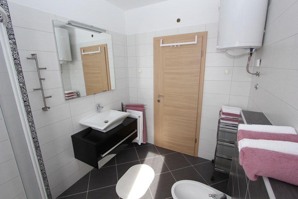 Apartment Vedrana 73881-A2