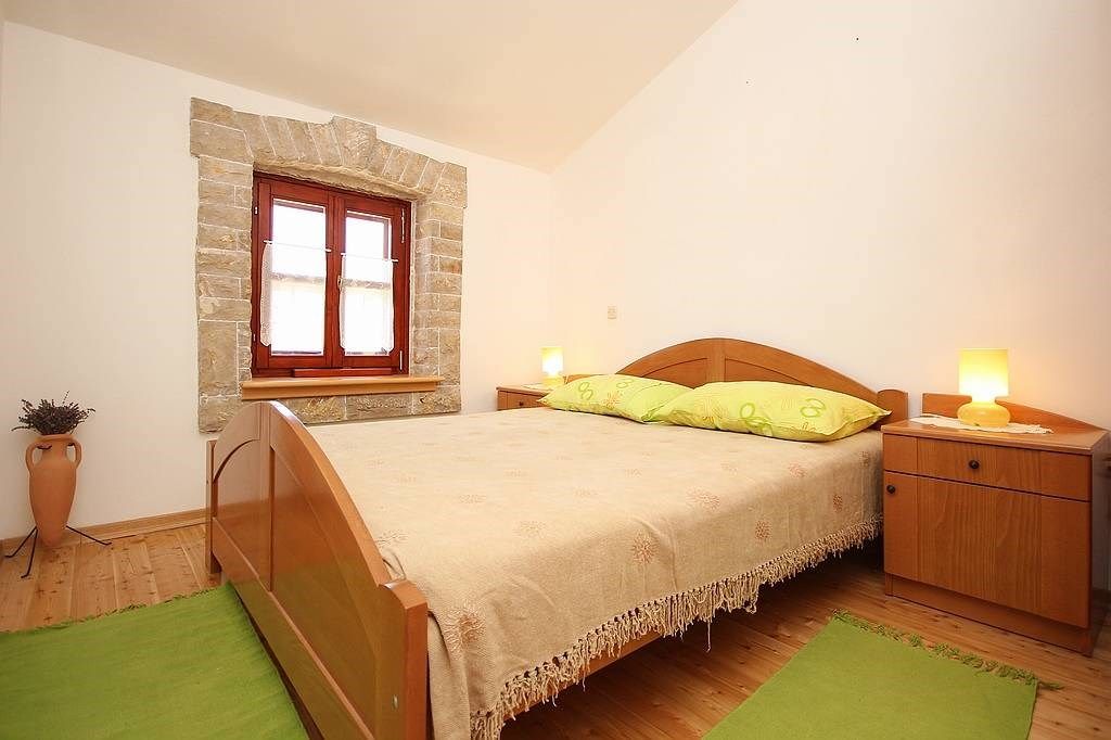 House Pifar 16255-A2