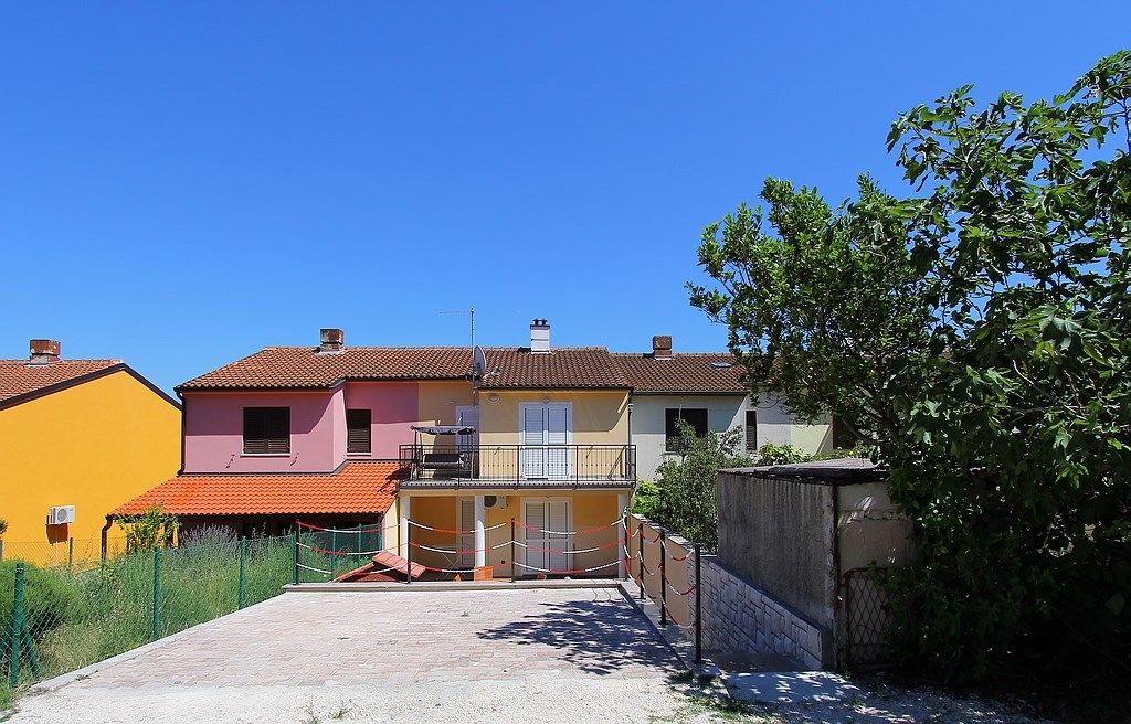 House Danijel 16276-A1