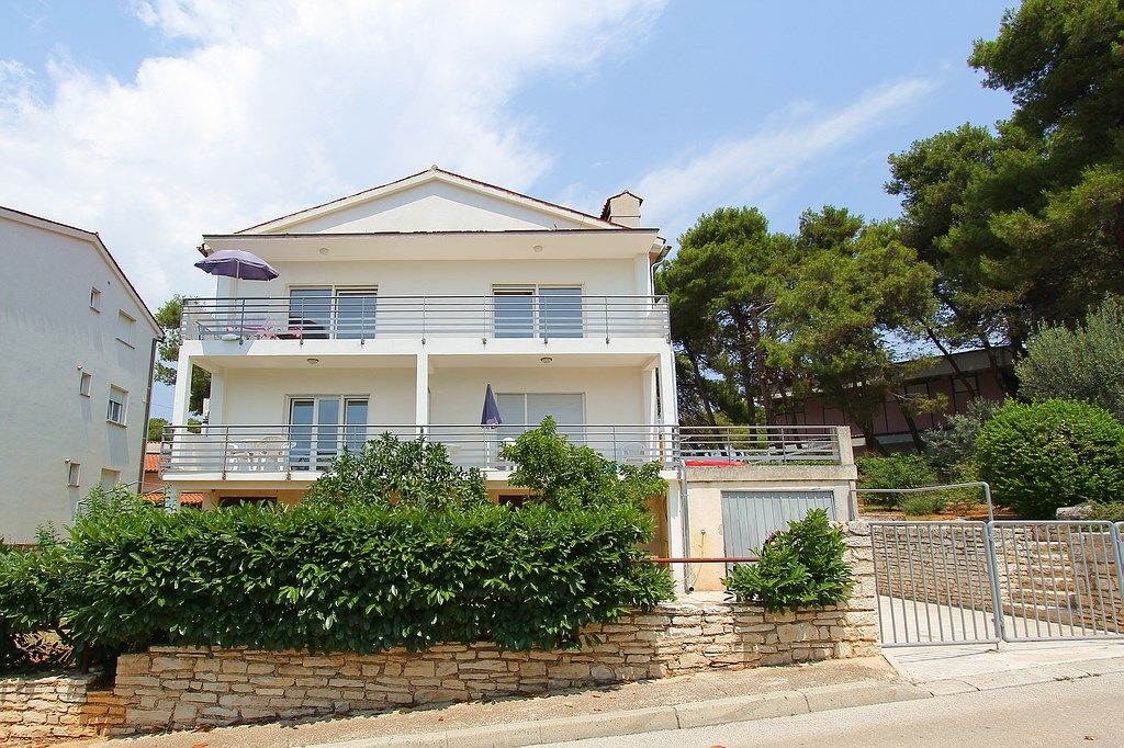 Casa Mauri 16295-A1