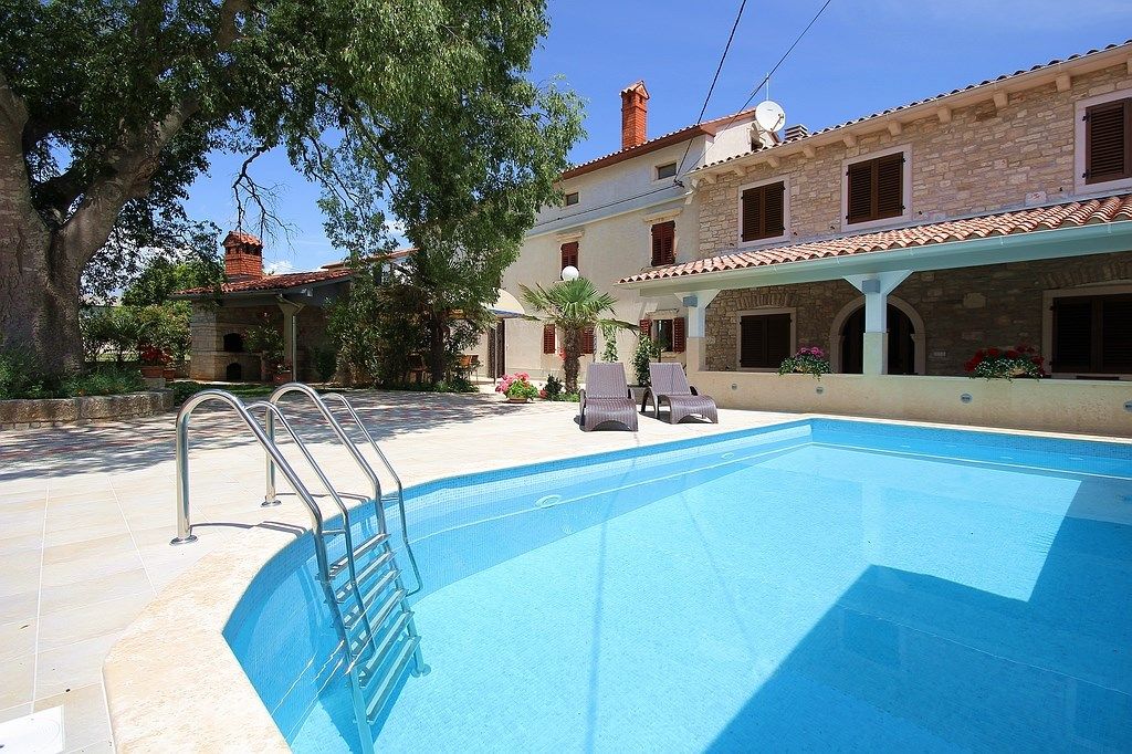 Casa Ladonia 16296-K1