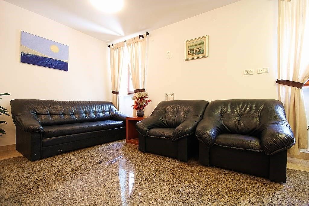Casa Ladonia 16296-K1