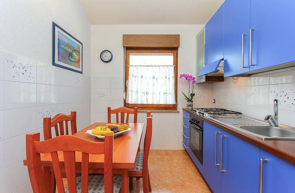 Casa Vlah 16433-A2