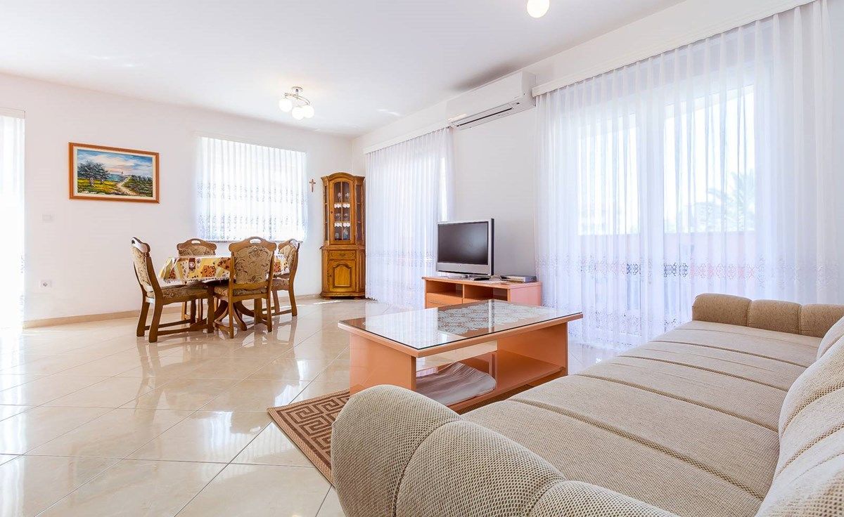 Casa Marich 16856-A1