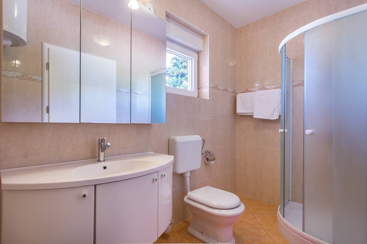 Casa Marich 16856-A1