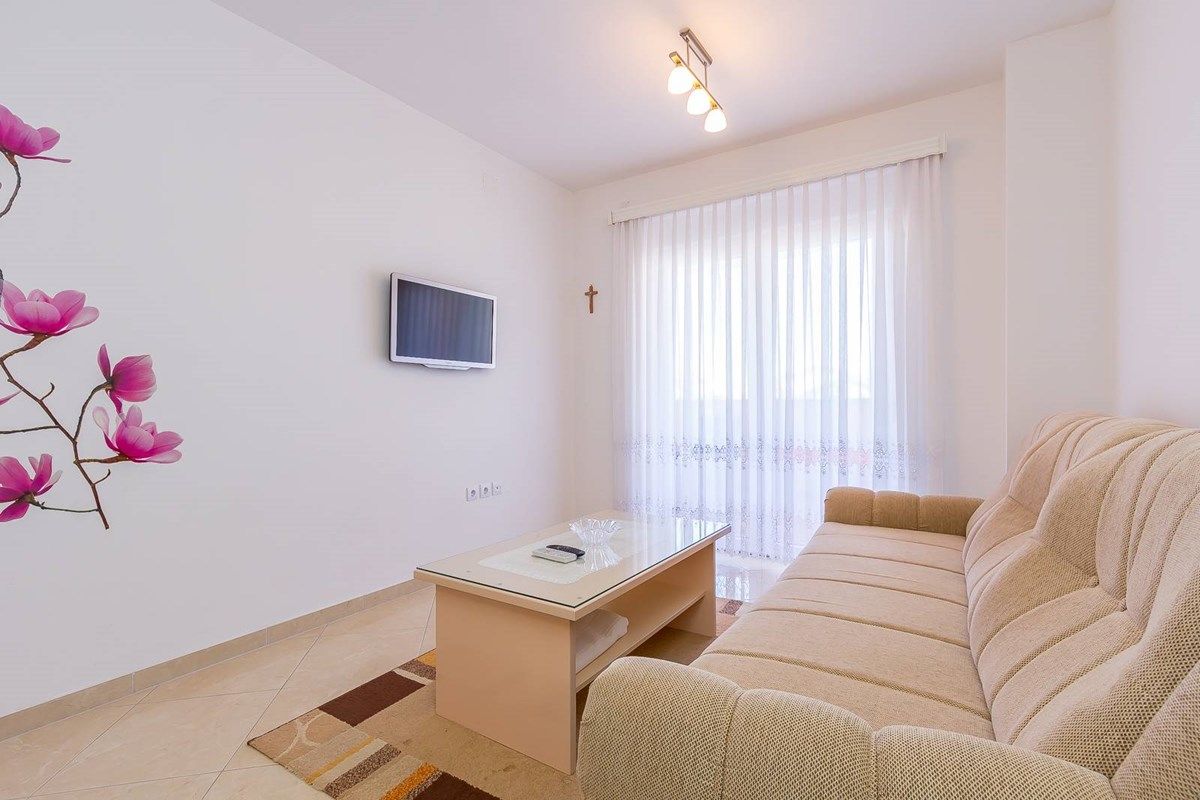 Casa Marich 16856-A4