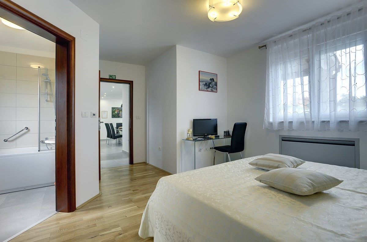 Villa Delle Rondini V3515-K1