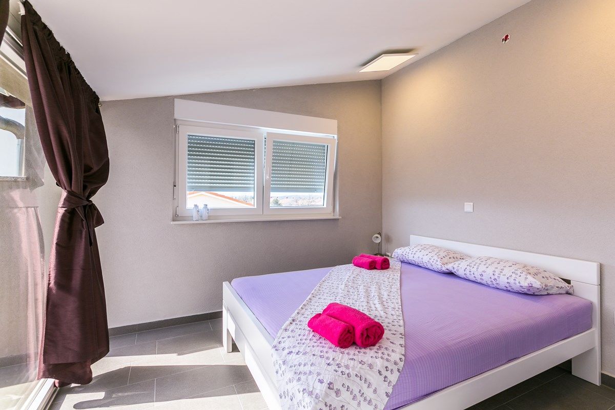 House Kapovica 73617-A2