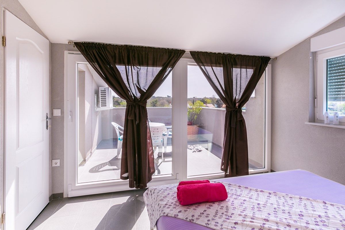 House Kapovica 73617-A2