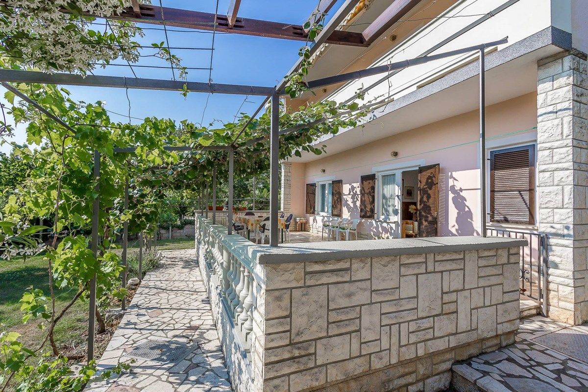 House Anamarija 73672-A1