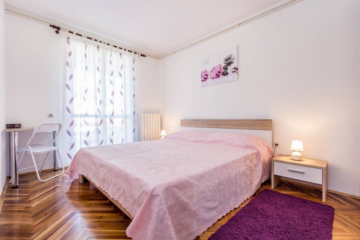 Casa Aurora 73688-A1