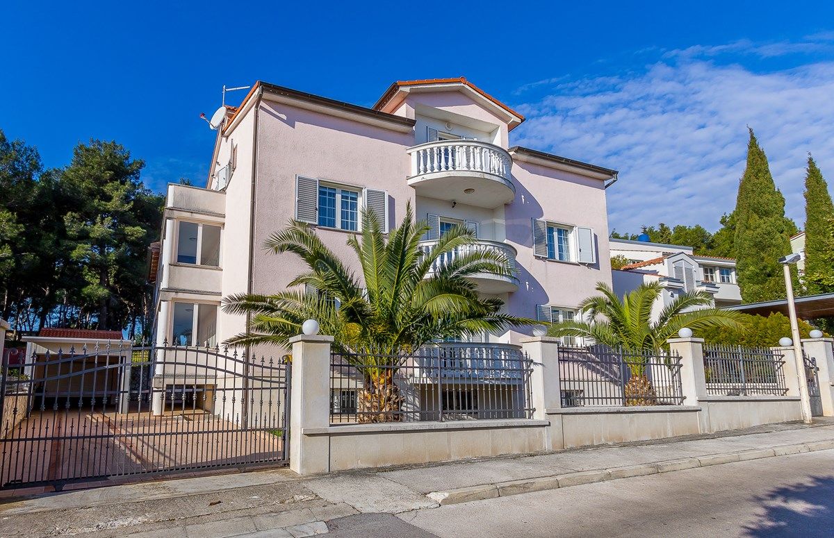 Villa Ori 73717-A1
