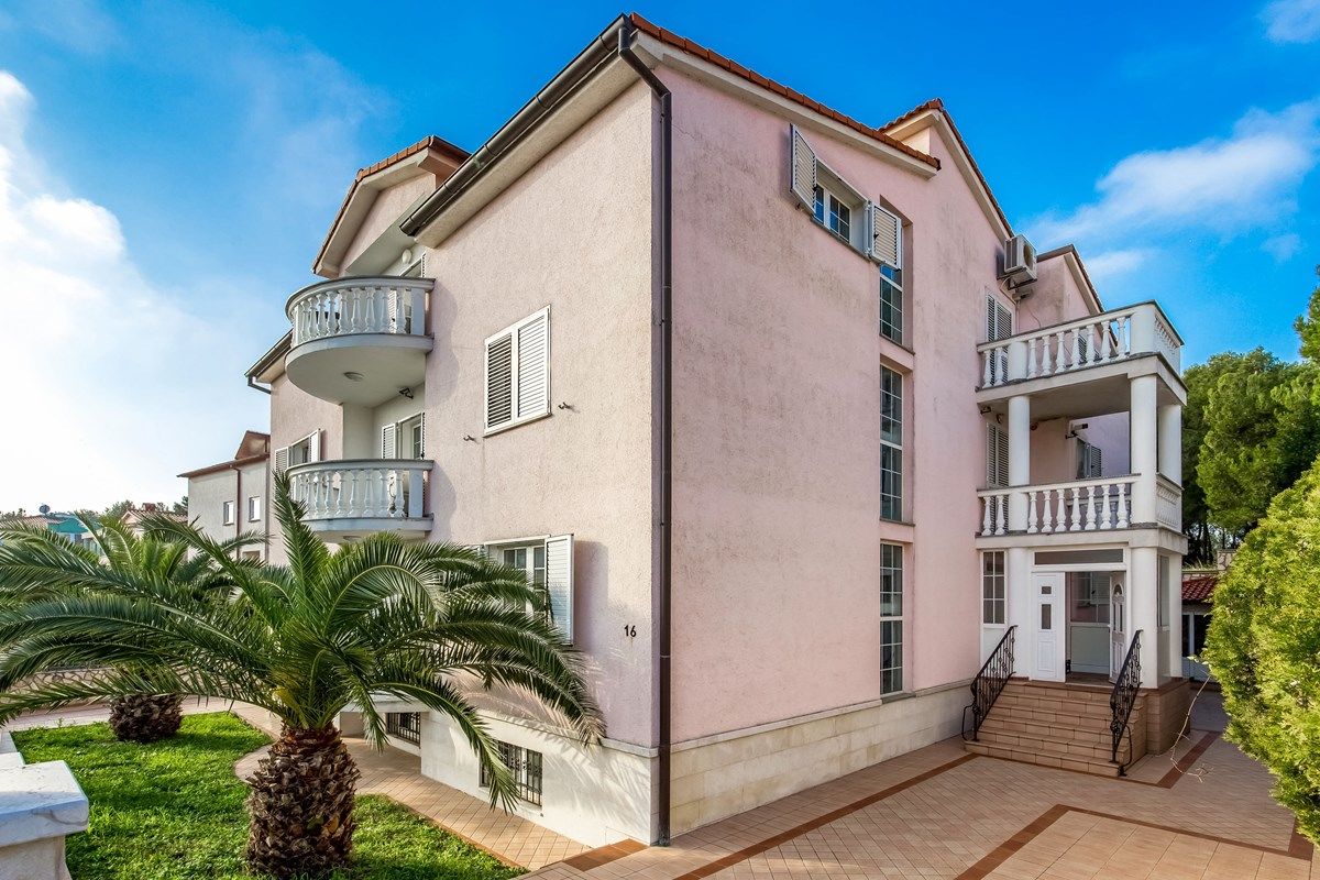 Villa Ori 73717-A1