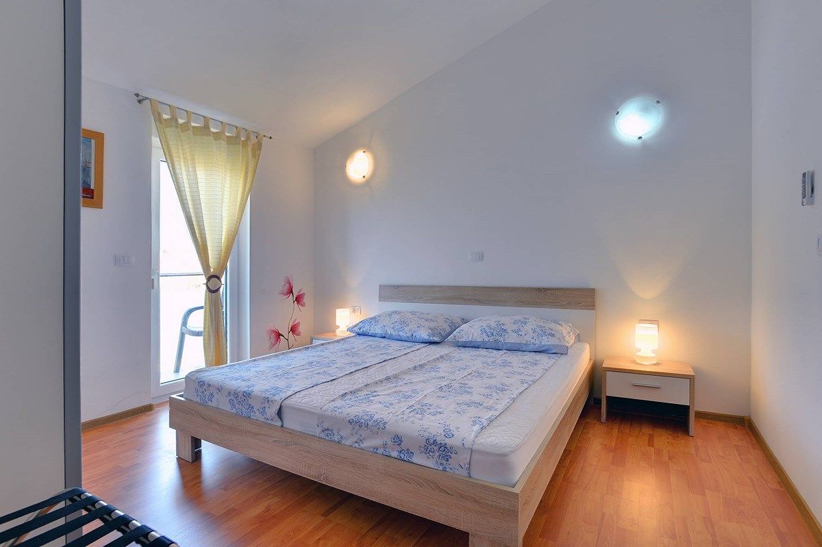 Villa Amber V3551-K1