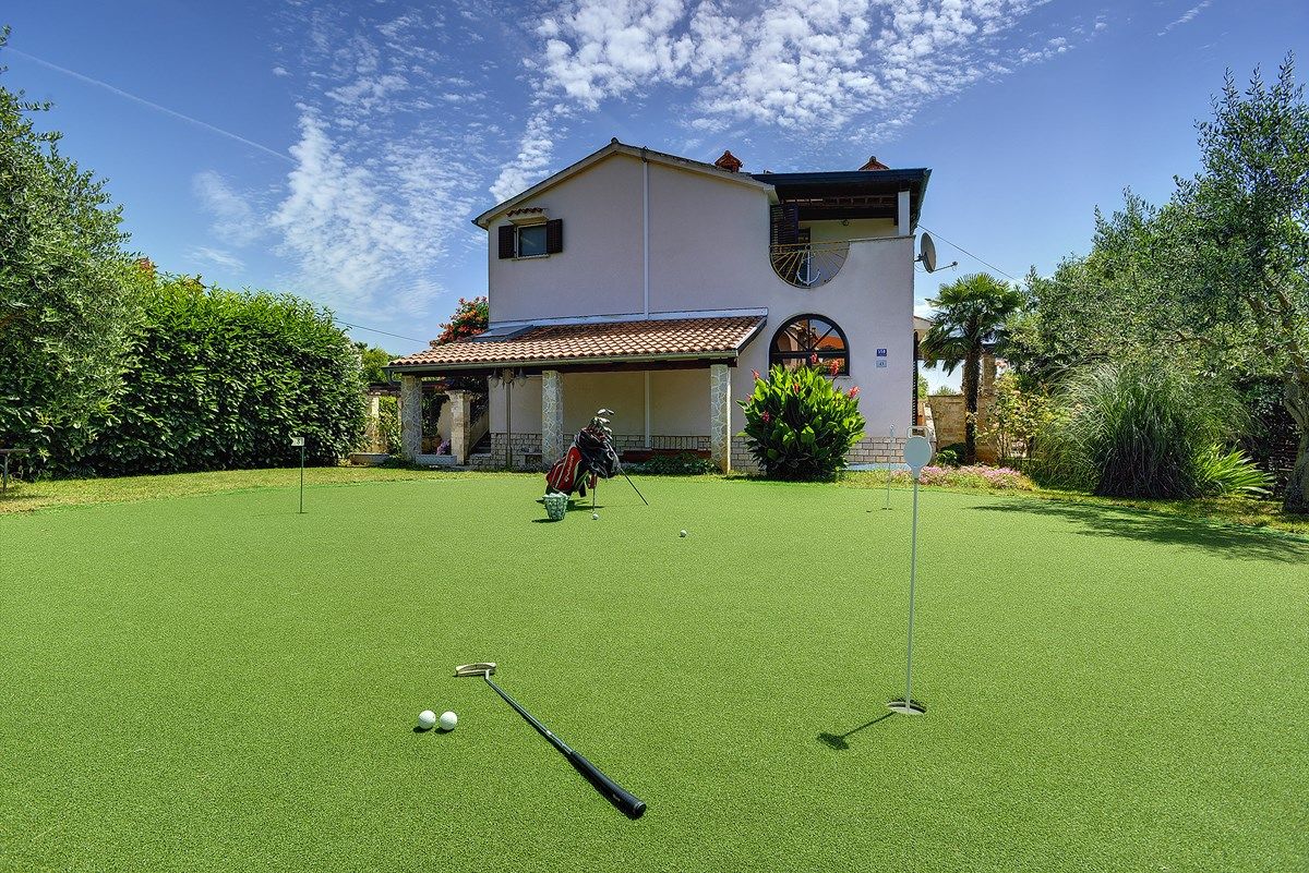 Golf House 73837-K1