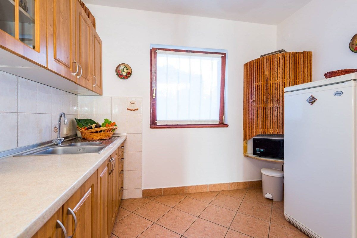 House Sebal 16134-A1
