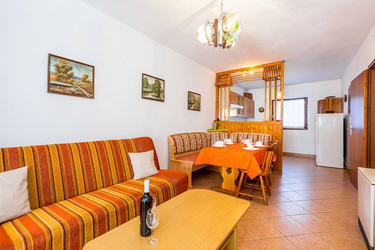 House Sebal 16134-A1