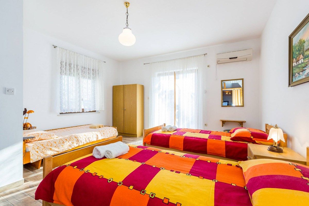House Sebal 16134-A1