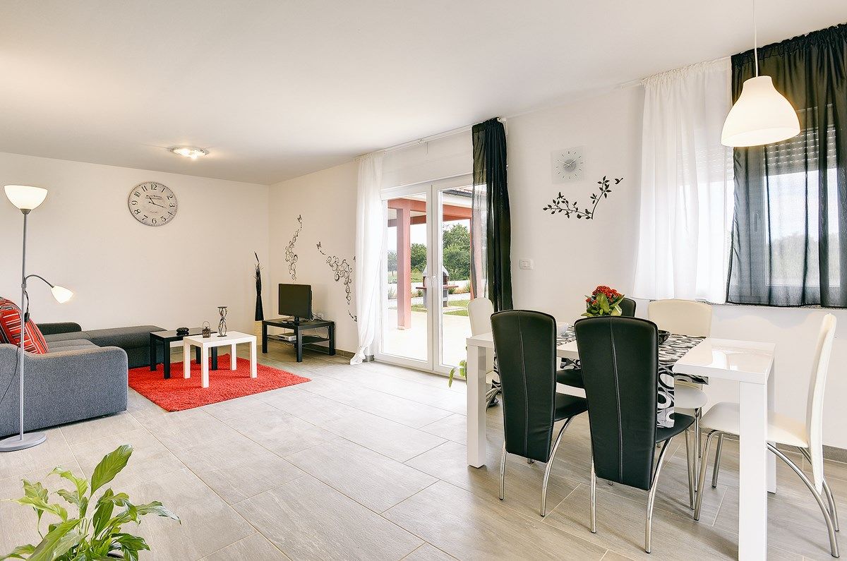 Villa Kata 73534-K1