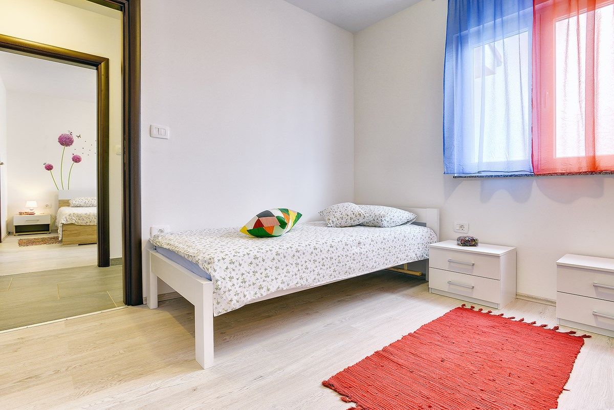 Villa Kata 73534-K1
