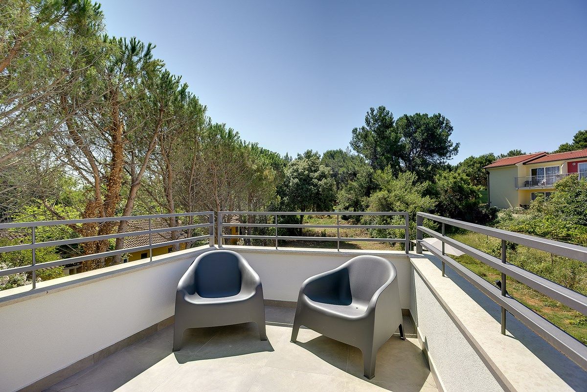 Villa Chiara 73553-K1