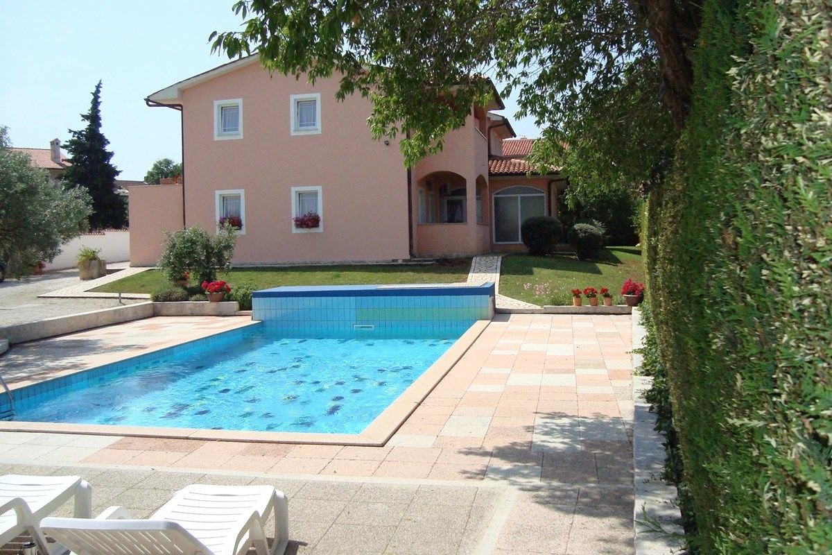 Casa Branka 73556-A1