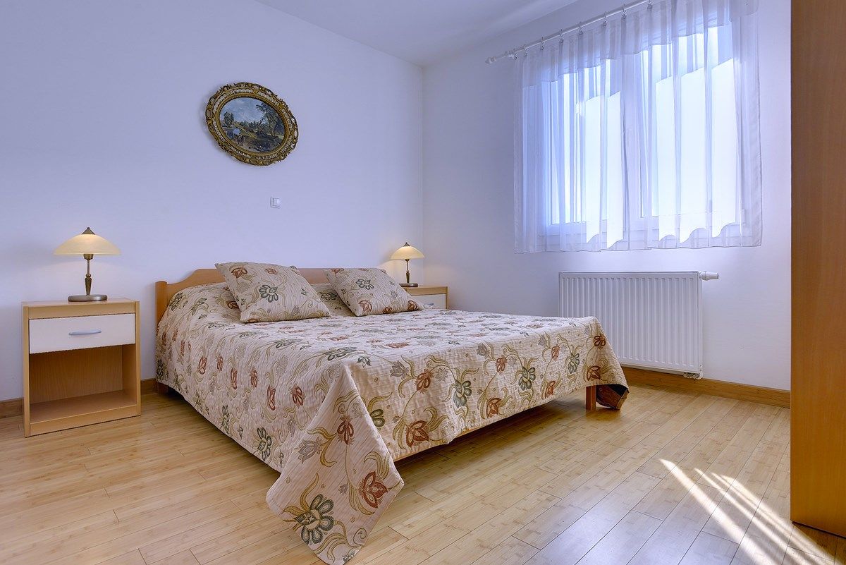Casa Ema 73674-A1
