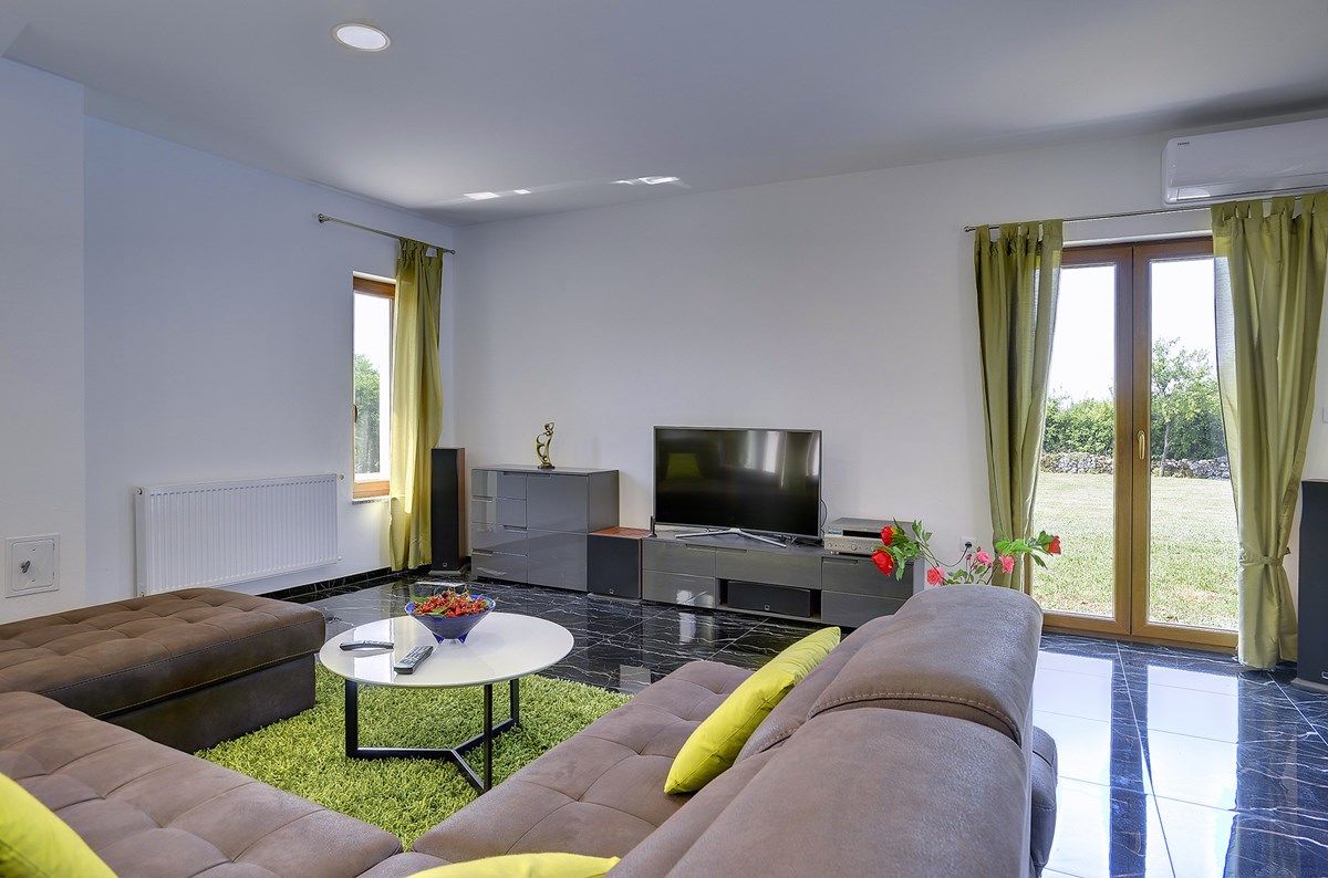 Villa Frankovici 73797-K1