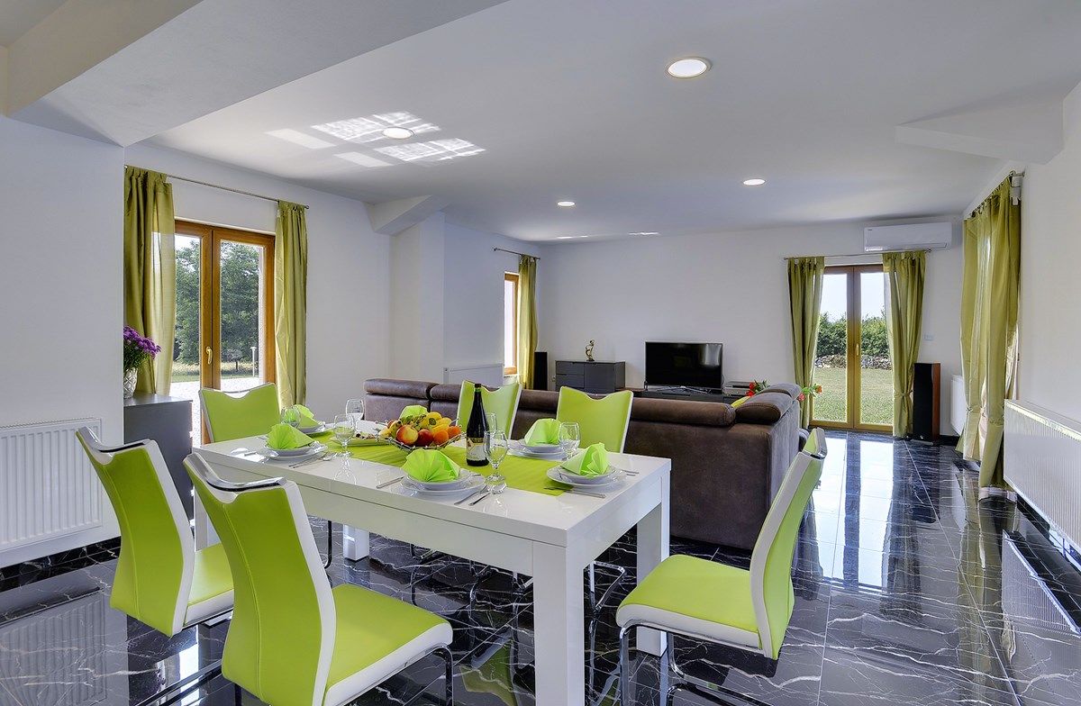 Villa Frankovici 73797-K1