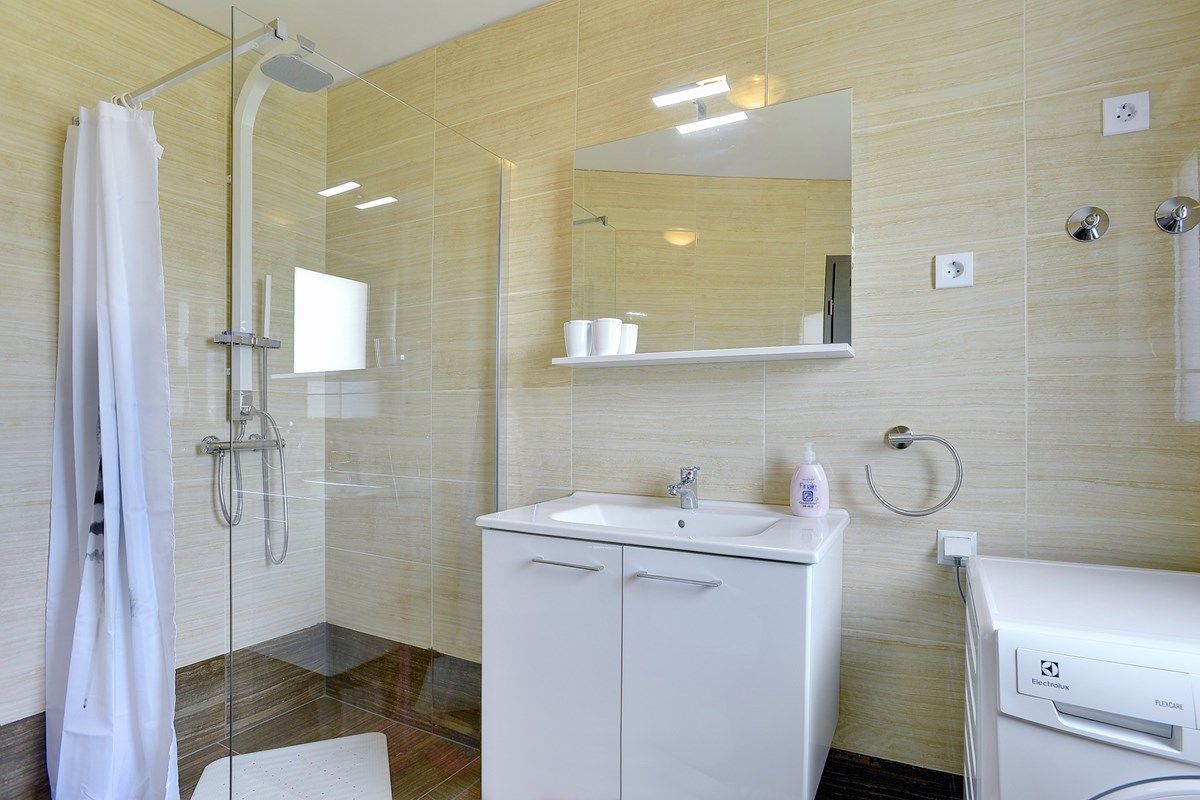 Villa Frankovici 73797-K1