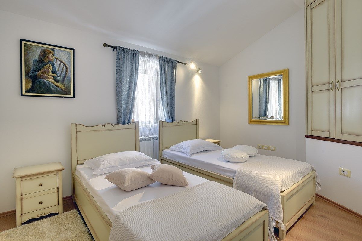 Villa Beram 73849-K1