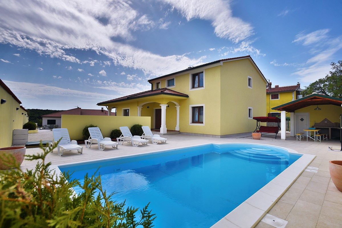 Villa Monica 73853-K1