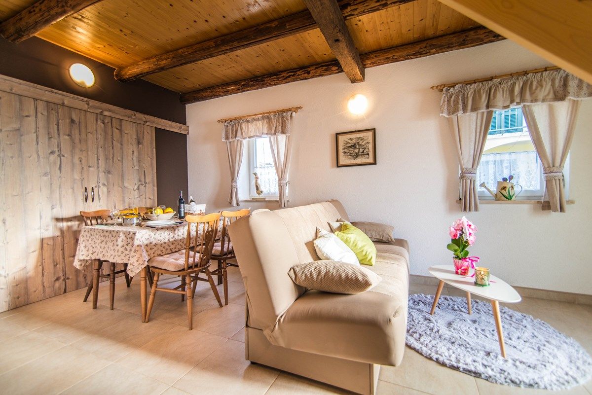 House Ana 73882-K1