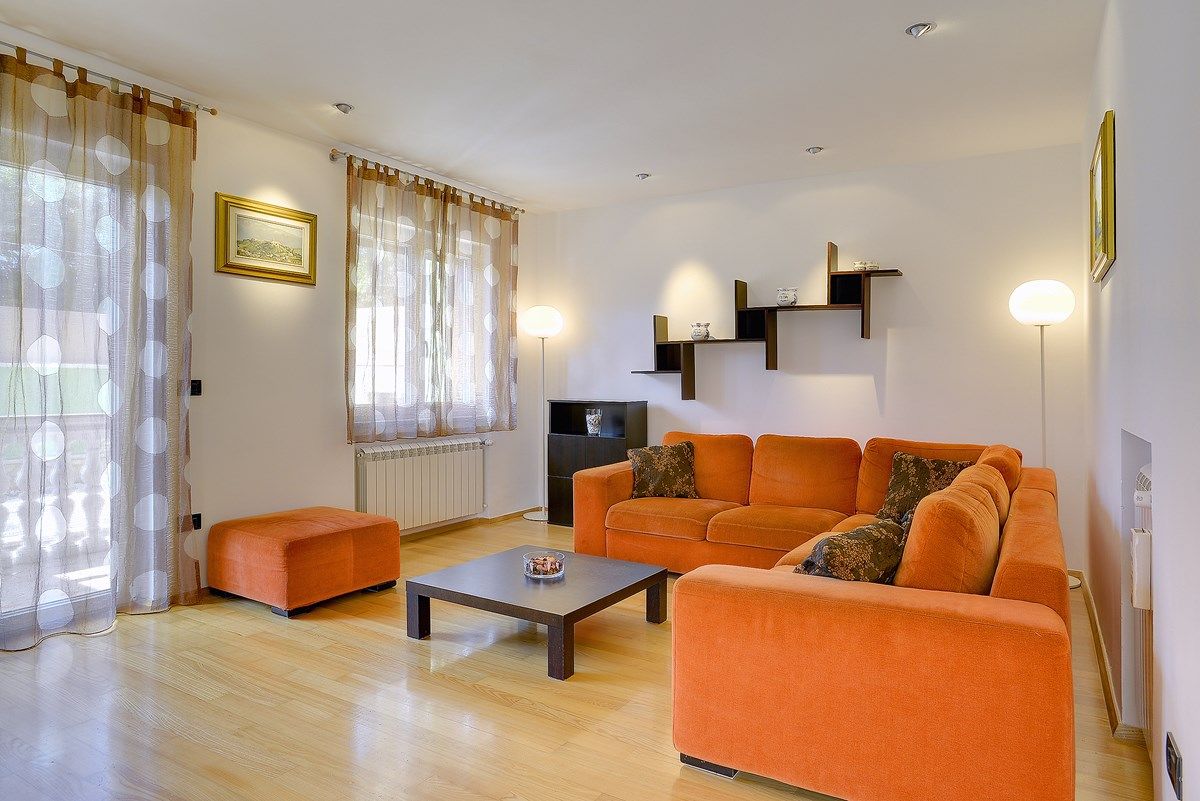 Villa Magnifica 73902-K1
