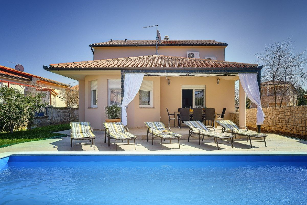 Villa Rudy 73904-K1