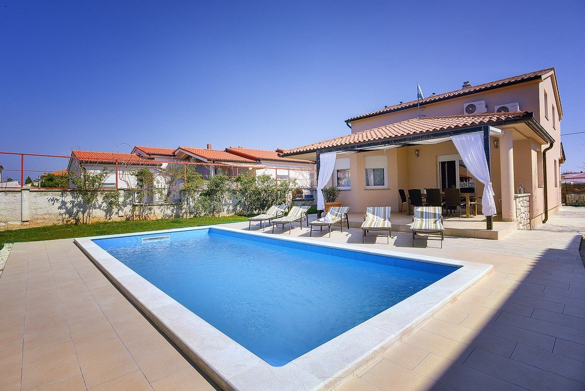 Villa Rudy 73904-K1