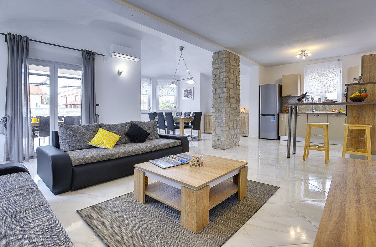 Villa Rudy 73904-K1