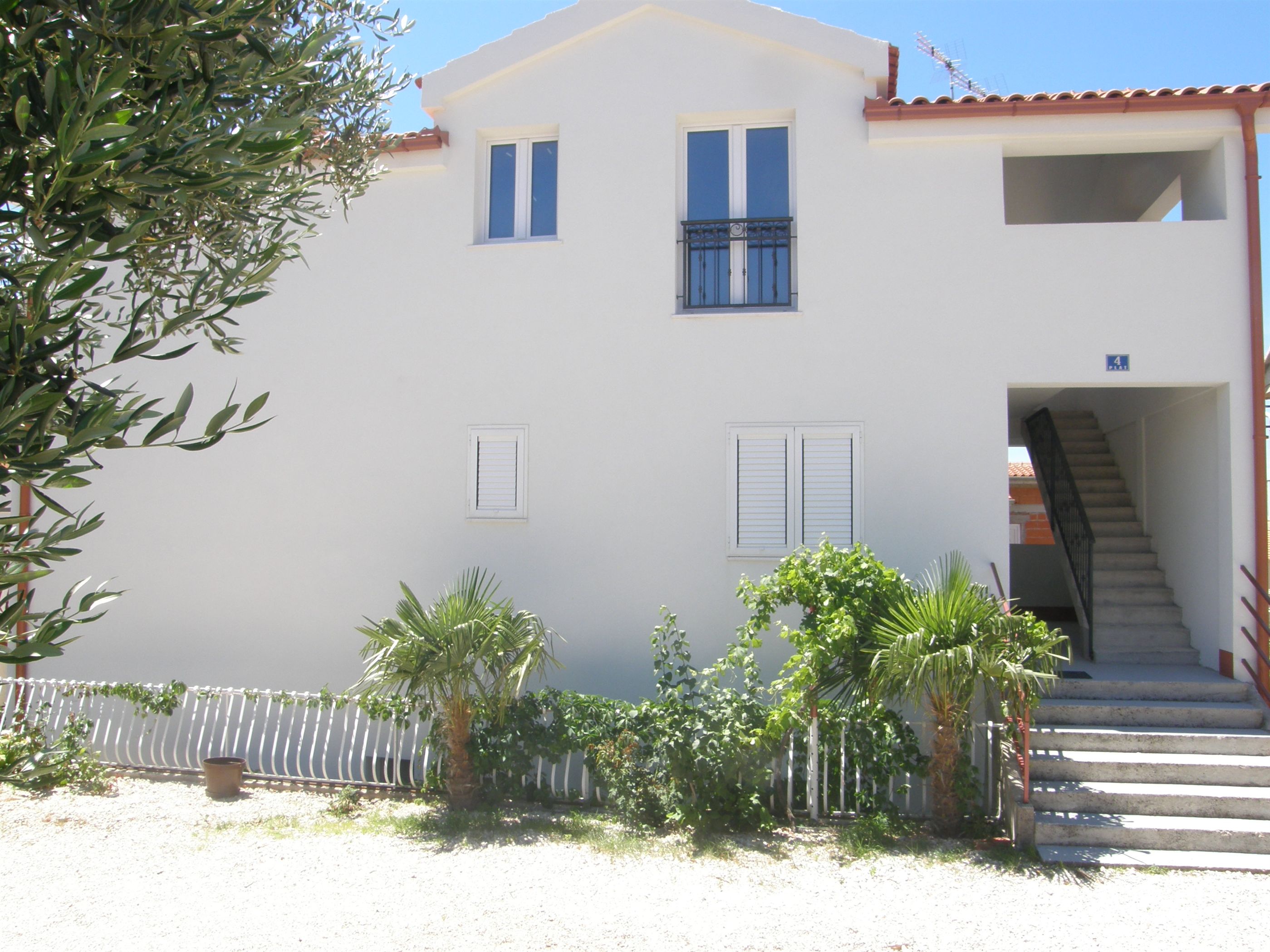 Apartments and Room Kiko 40479-A2