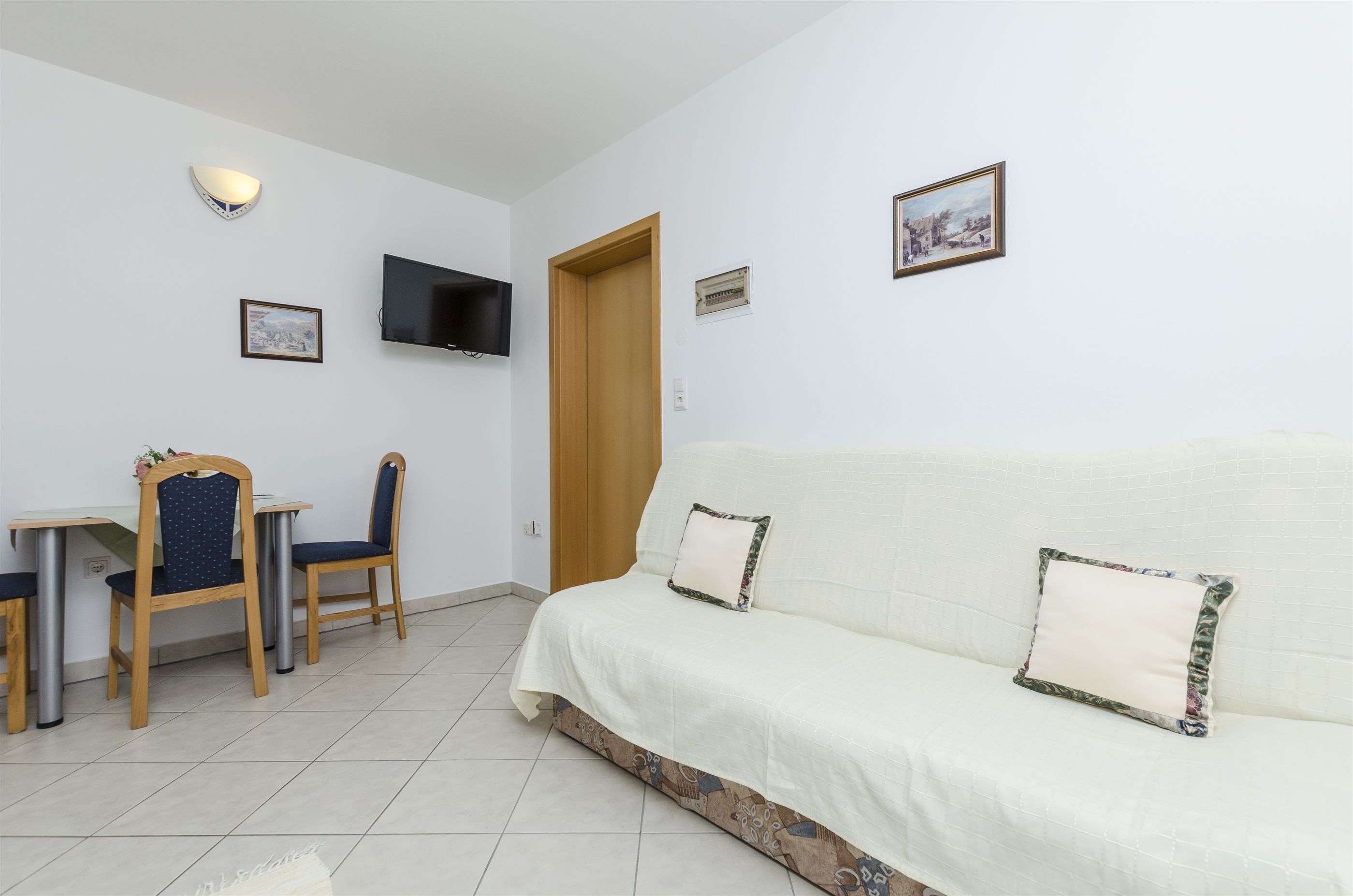 Apartment Ivo 24041-A1