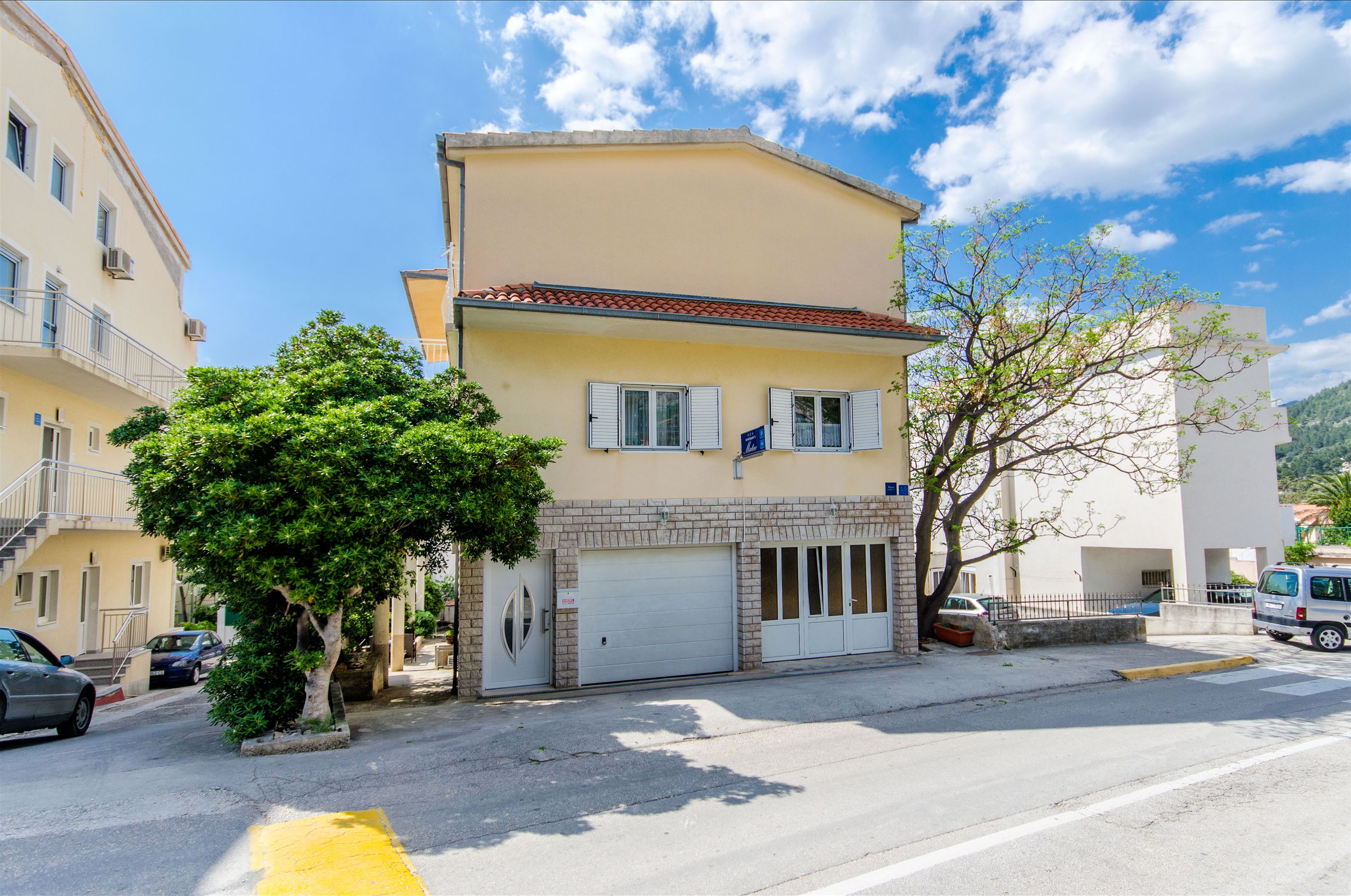Apartments Mateo 49731-A2
