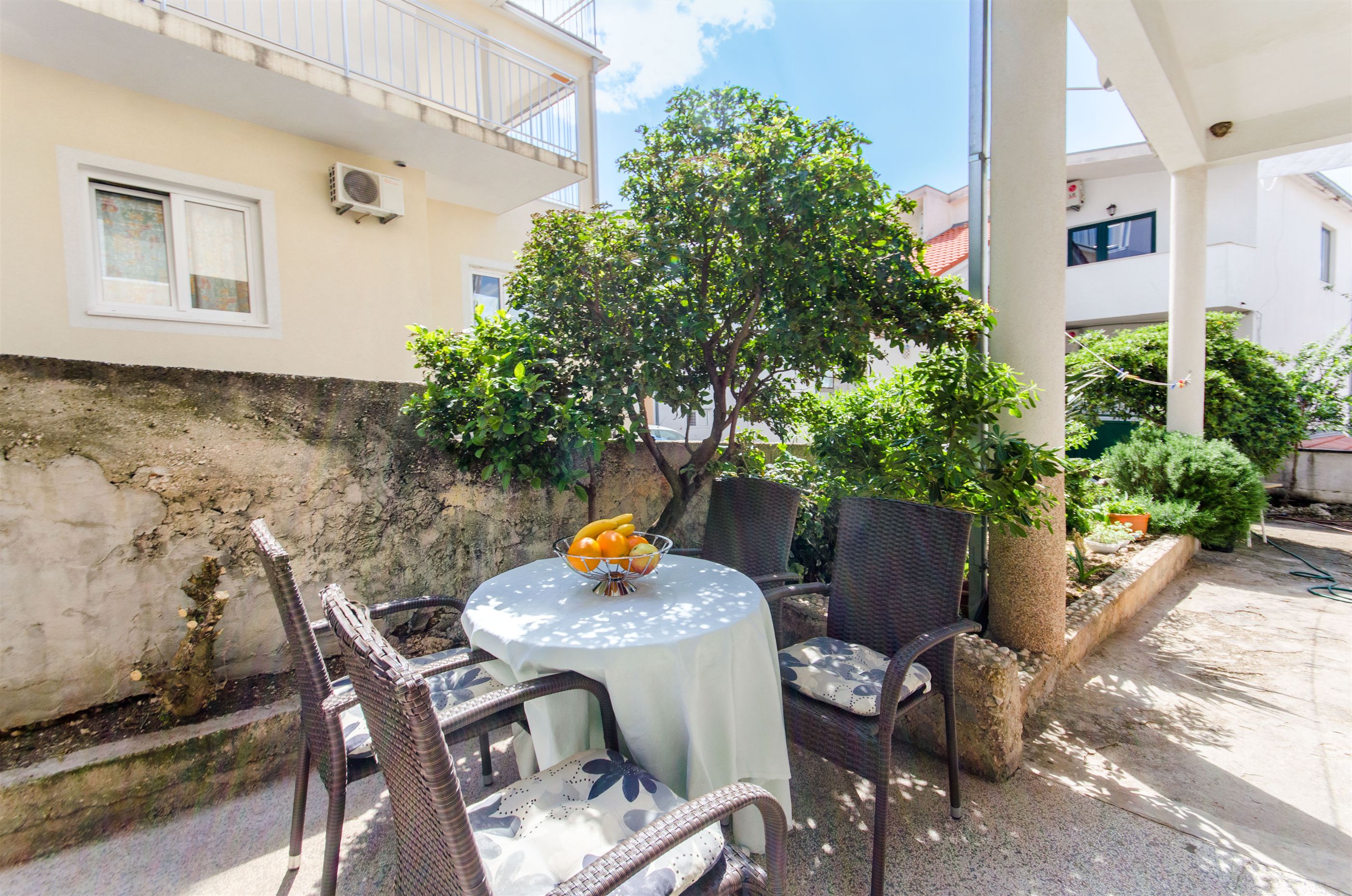 Apartments Mateo 49731-A1