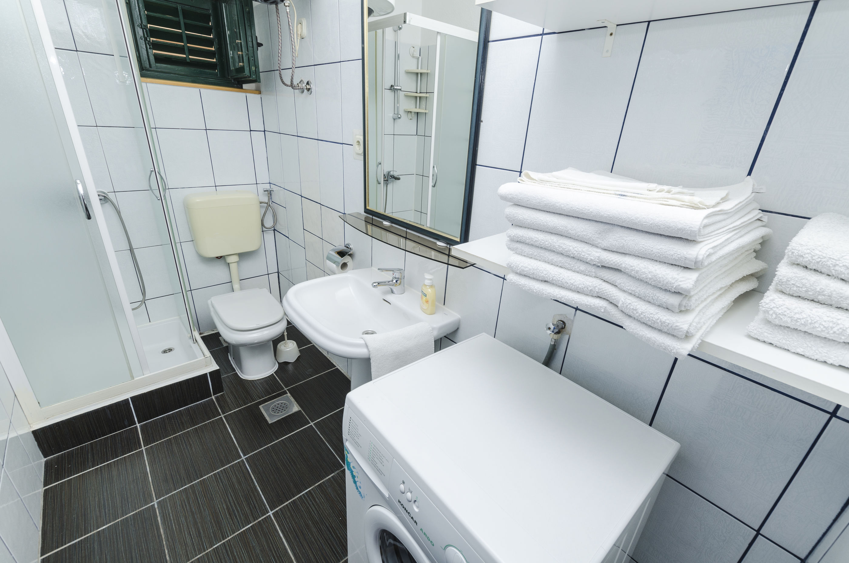 Apartments Katja 32551-A1